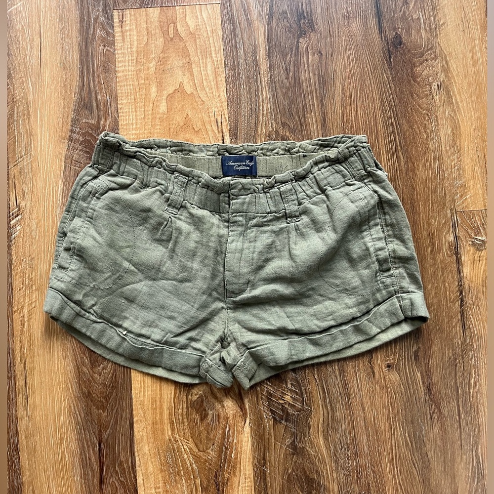 American Eagle Outfitters Green linen Shorts Relaxed Fit